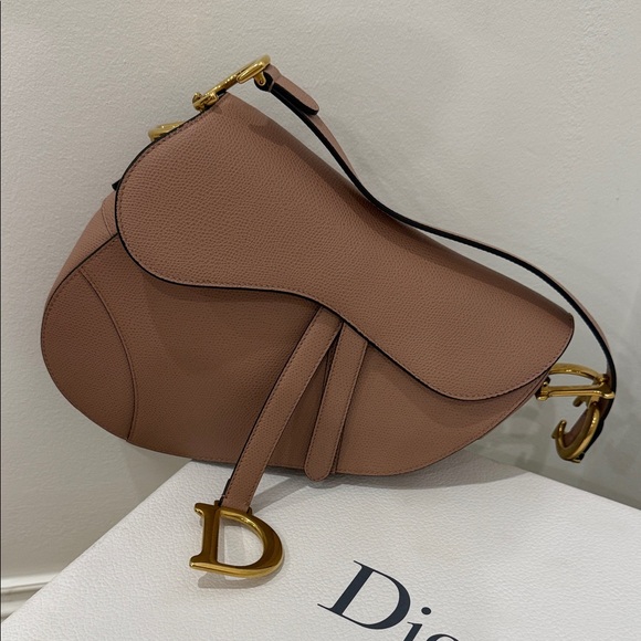 Christian Dior Saddle Bag Medium Nude Grained Leather – NEW Never Used Authentic - Picture 4 of 11